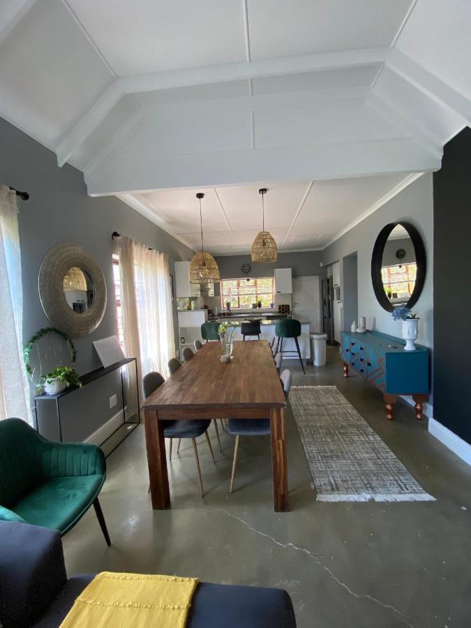 Villa Cosy And Unique Family Retreat In Hout Bay Kapstadt Exterior foto
