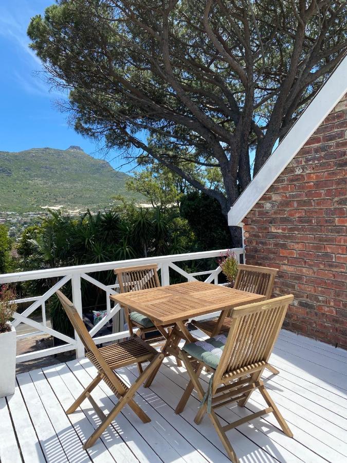 Villa Cosy And Unique Family Retreat In Hout Bay Kapstadt Exterior foto
